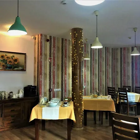 Servita Udvarhaz Apartment Eger